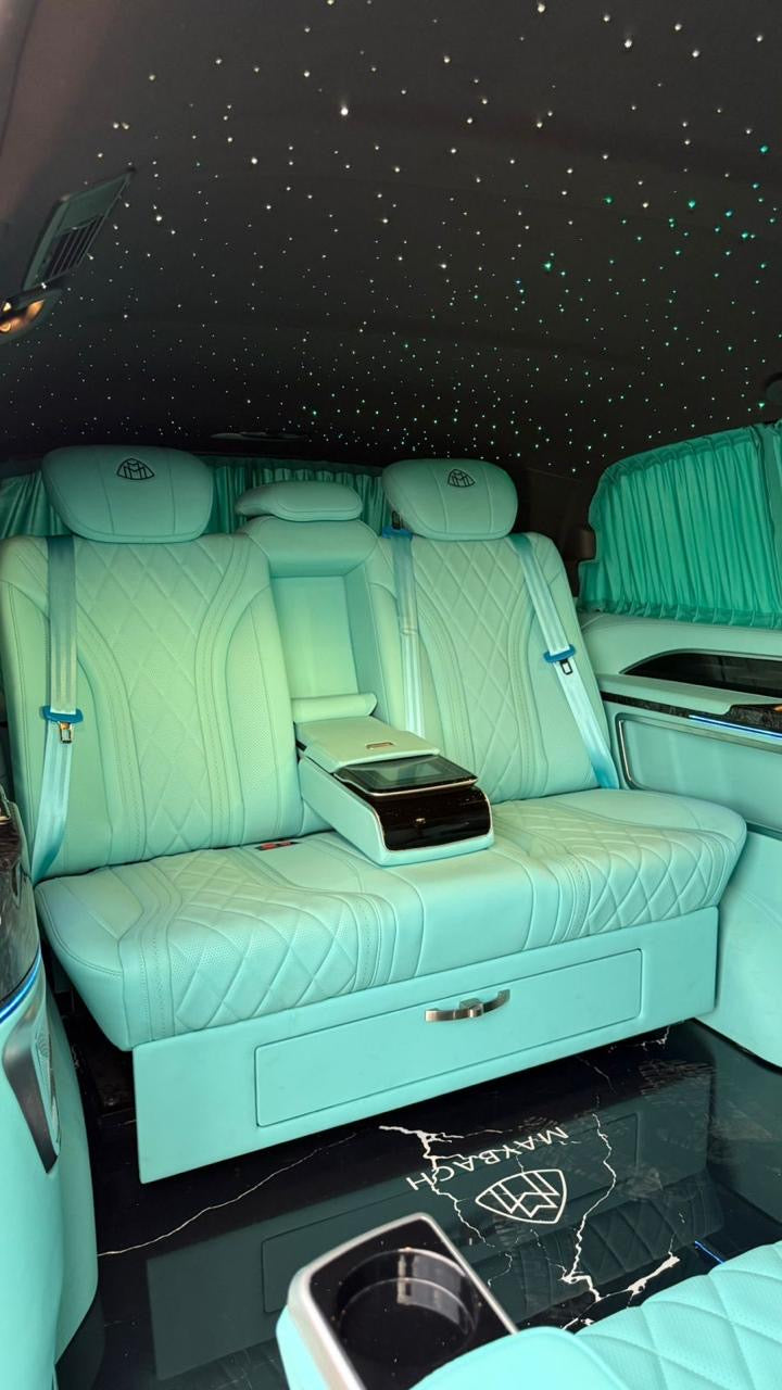 Tiffany Cars Van