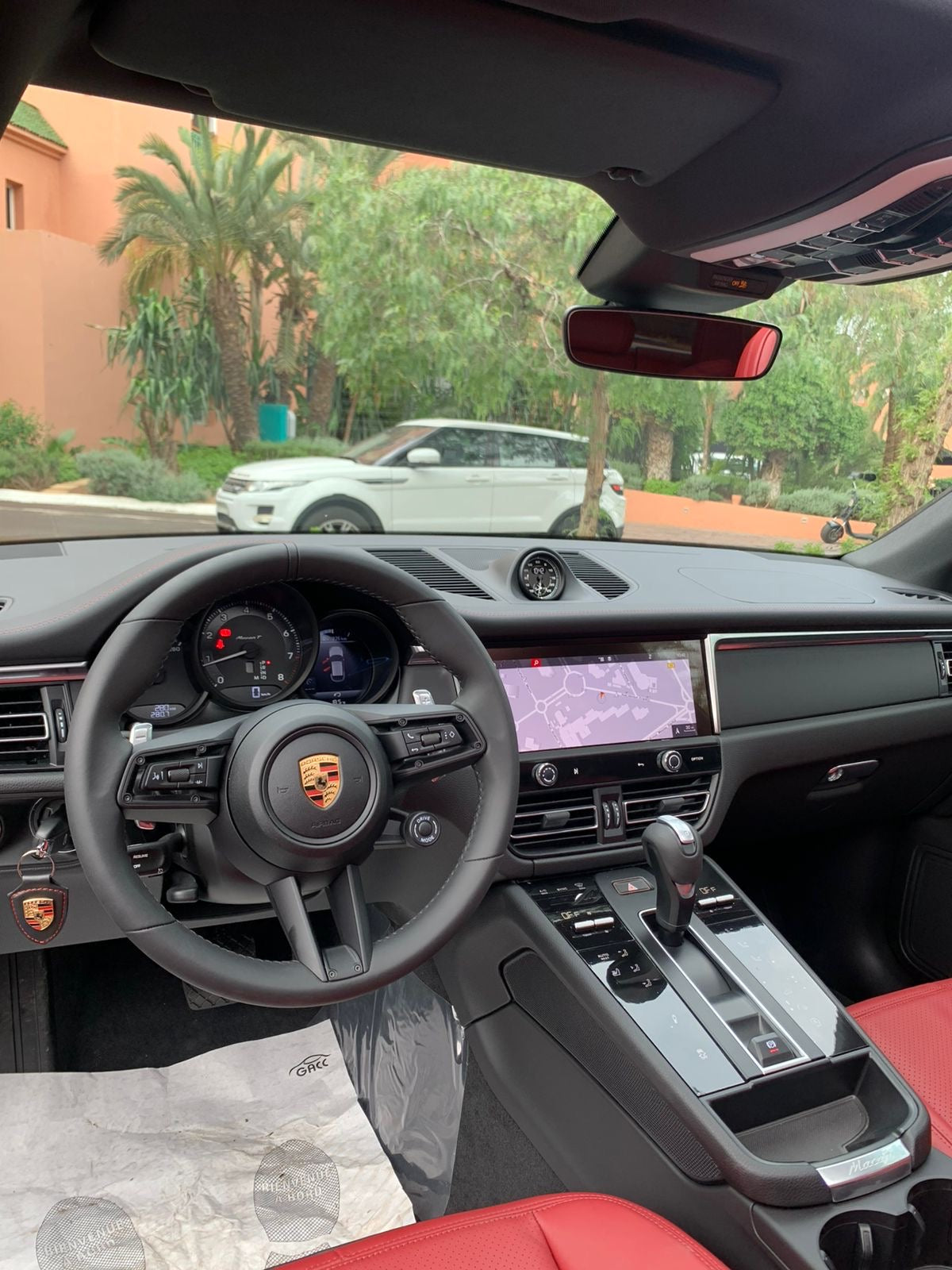 Porsche Macan T