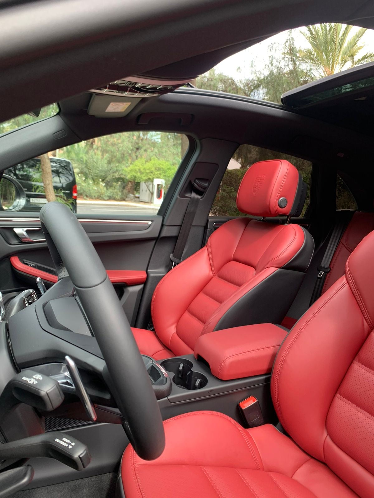 Porsche Macan T